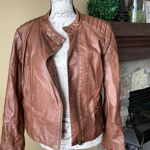 ❤️ Faux leather jacket
